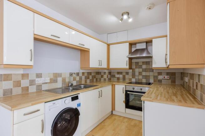 7, Kings Market, Fore Street, Kingsbridge photo 4