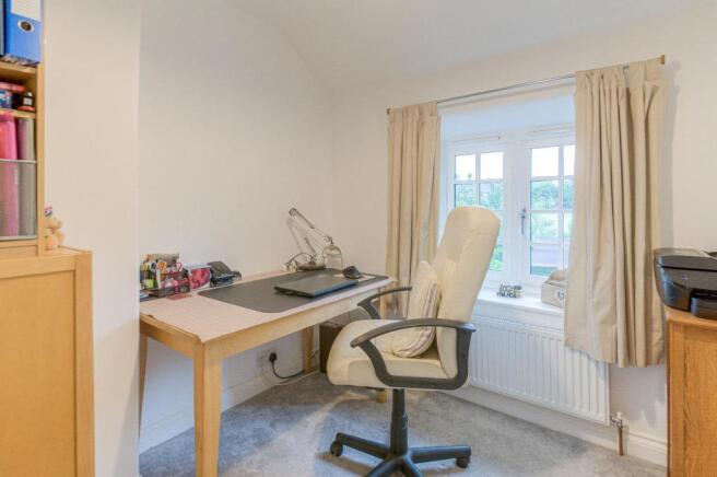 Bedroom 4.jpg