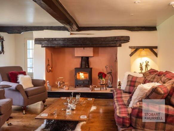 Feature Fireplace 