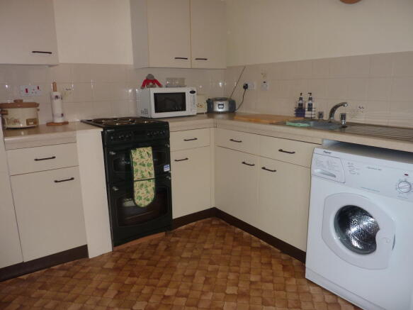 Photo 3