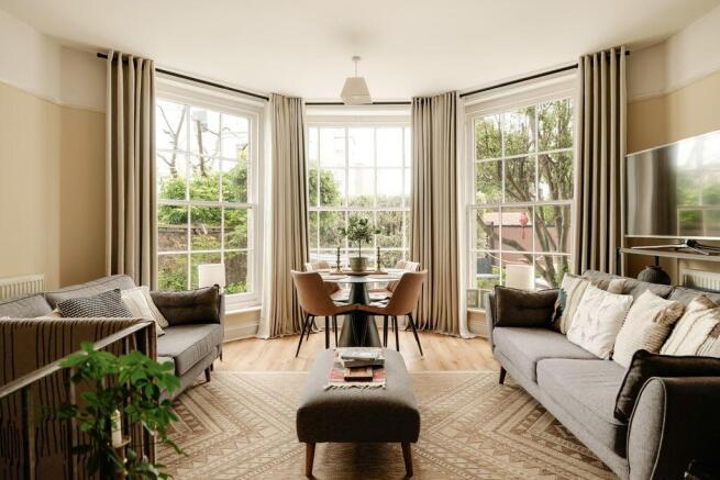 Living/Dining Area