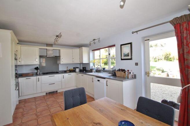 Kitchen/Breakf...