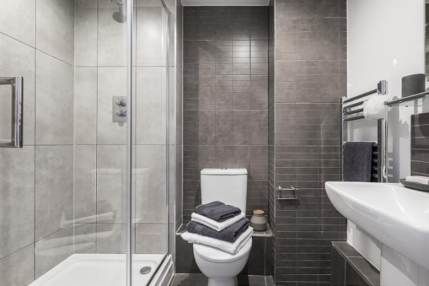 Ensuite