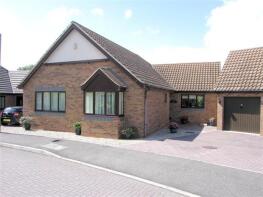 14, Curlew Crescent, Royston SG8 7XP