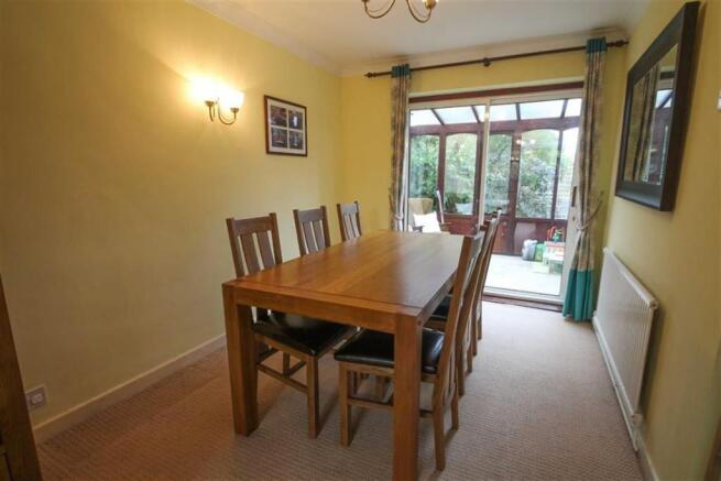 Lounge/dining room