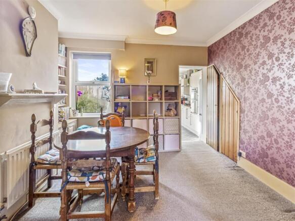 247 Goring road-004.jpg