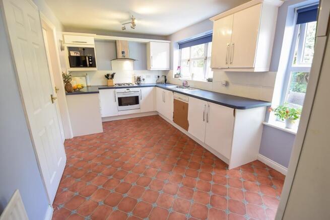 Kitchen/Breakfast Ro
