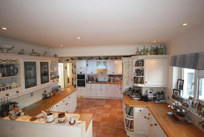 Kitchen 1