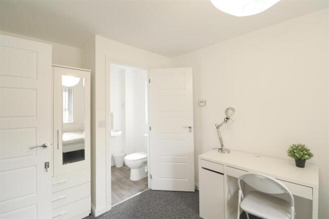 Robin Close, Canley, Coventry photo 4