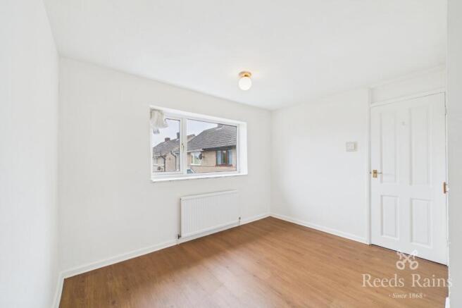 2 bed Semi-Detached to rent Image 5