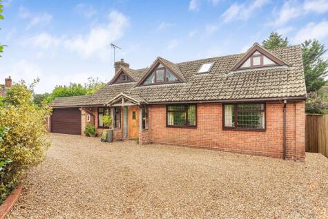 Station Approach, Four Marks, Alton, Hampshire, GU34