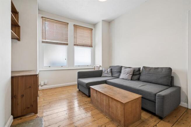25 Boundary Road, London, SW19 2AW reception 2.jpg