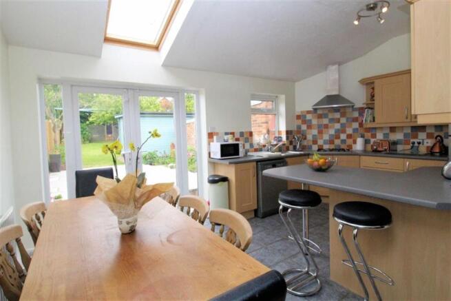DINING - KITCHEN