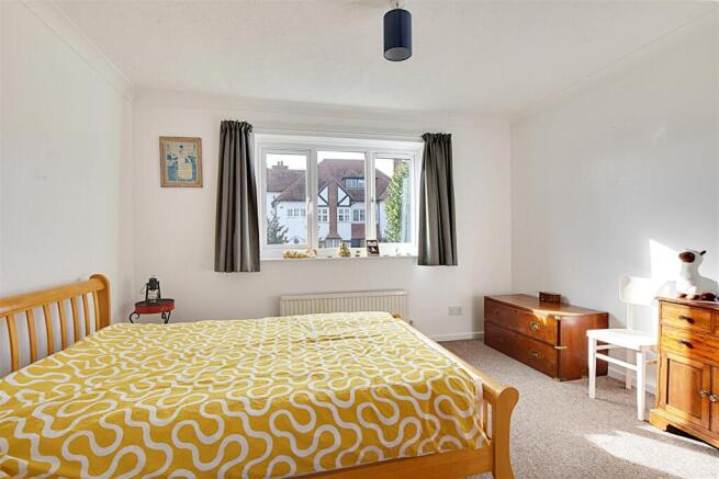 Cranston Avenue, Bexhill-On-Sea photo 4