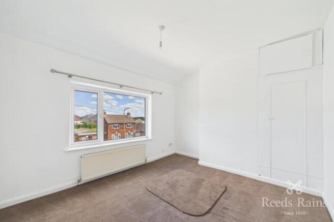 3 bed Semi-Detached to rent Image 6
