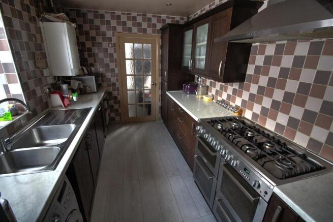 Kitchen alt view