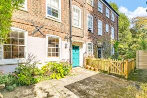 9, Hampstead Square, London NW3 1AB