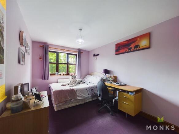 CAM01348G0-PR0400-STILL012.jpg