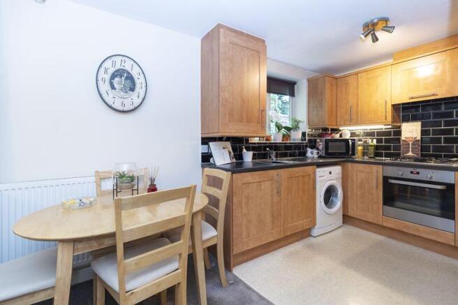 2 bed Apartment for sale Image 7