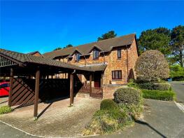 40, Bramble Walk, Lymington SO41 9LW