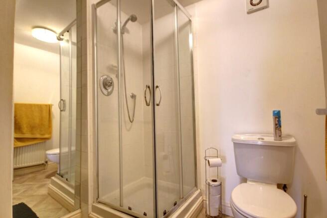 1 bed Flat for sale Image 4