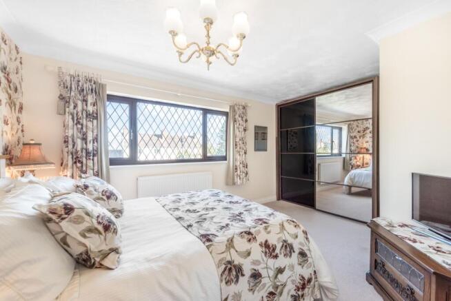 Double Besroom 2 With En-Suite