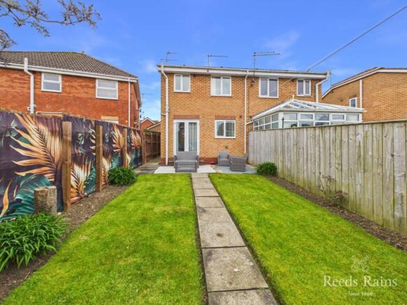 2 bed Semi-Detached for sale Image 6