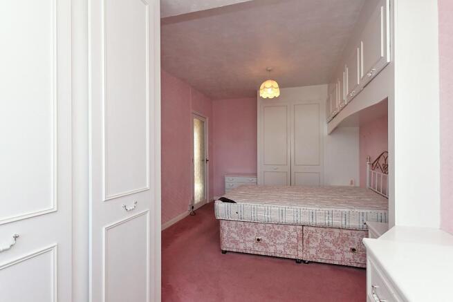 Ste-Bed_3.jpg