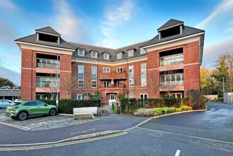 Baker Street, Timperley