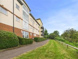 Flat 2, 60, Longhorn Avenue, Gloucester GL1 2BL