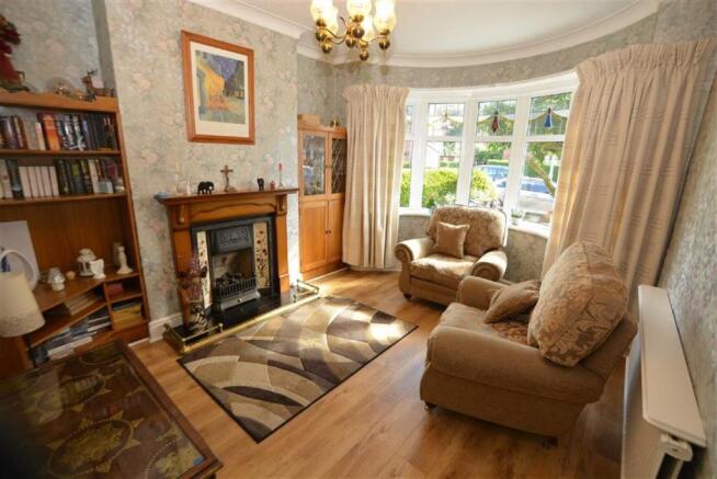 FRONT RECEPTION ROOM