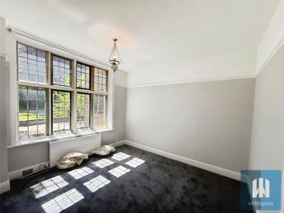 6 bed Detached to rent Image 8