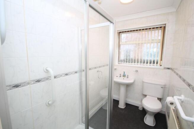 Shower Room / Wc