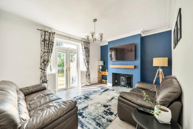 3 bed Semi-Detached for sale Image 3