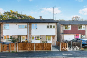 7, Woodlands, Yateley GU46 6DD