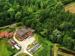 Farm House, Belleau Bridge Trout Farm, South Thoresby Road, Belleau LN13 0BP