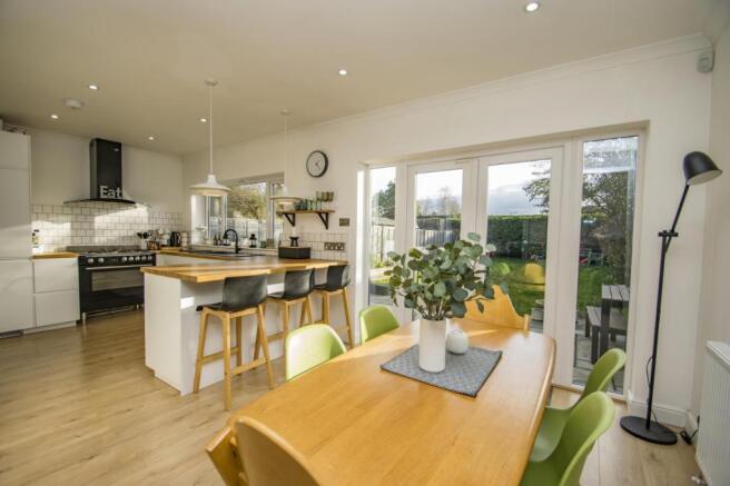 Kitchen diner