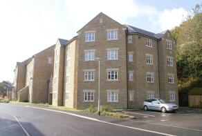 67, Silk Mill Chase, Ripponden, Sowerby Bridge HX6 4BY