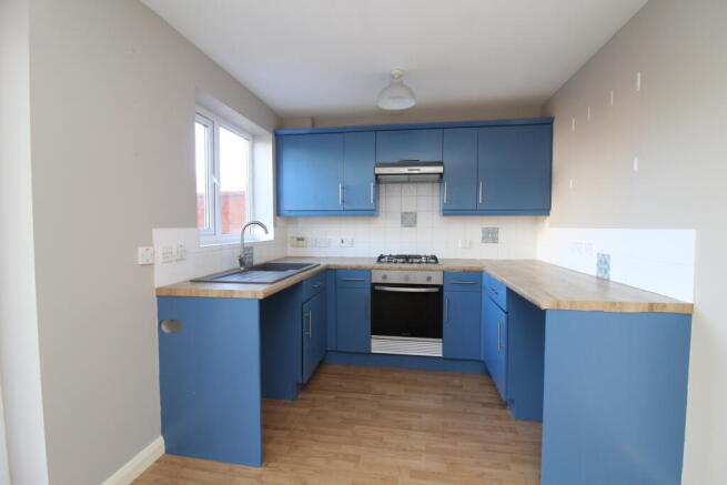 2 bed Semi-Detached for sale Image 4
