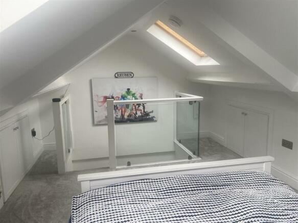 ATTIC ROOM
