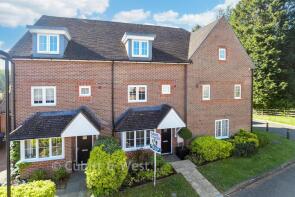 5, Ashurst Way, East Grinstead RH19 3GJ