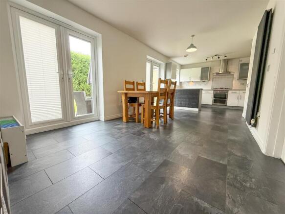 Ecclesfield Close, Ecclesfield, S35 photo 4