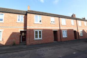 32, Commercial Street, Rushden NN10 8AS