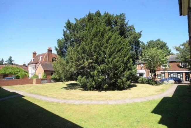 grounds to front