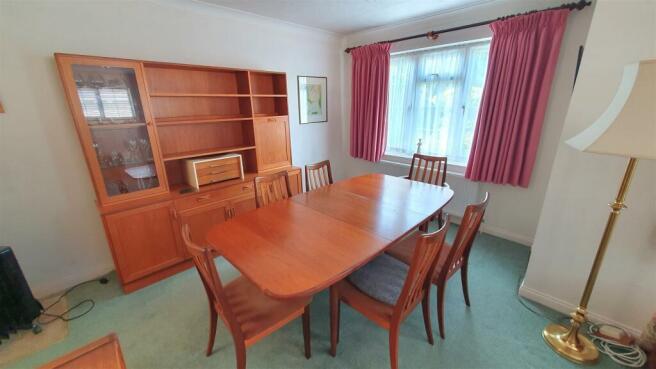 3. Dining area.jpg