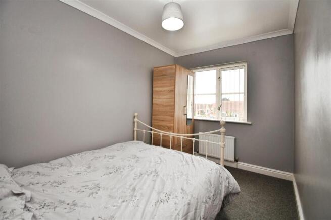 3 bed Semi-Detached for sale Image 10