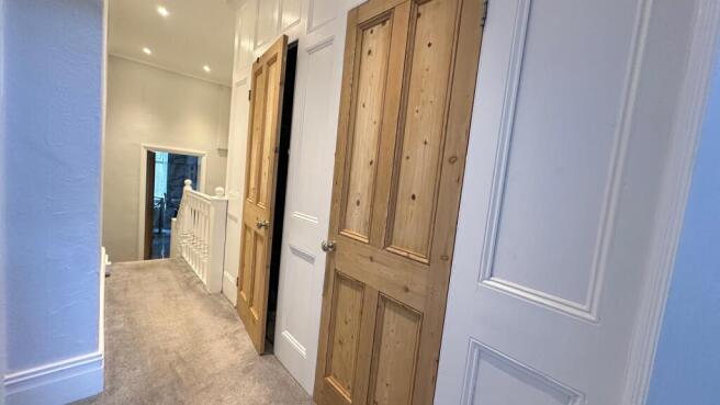 3 bed Terraced for sale Image 8