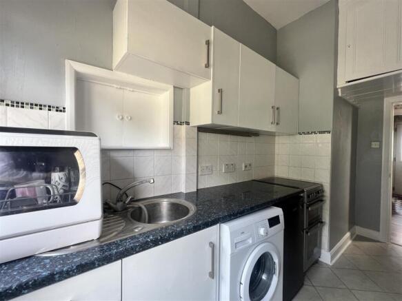 3 bed Semi-Detached for sale Image 10