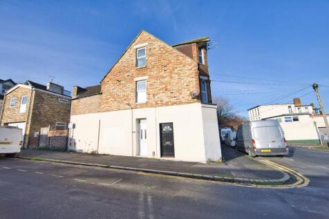 Boscombe Road, Folkestone, CT19