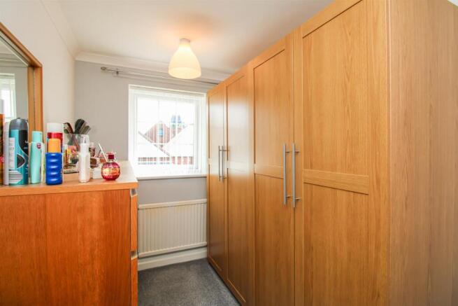 3 bed Town House for sale Image 7